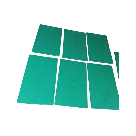 Kahootz Fashion Plates Doll Clothes Fashion Plates Arts and Craft Coloring Set - Picture 10 of 16